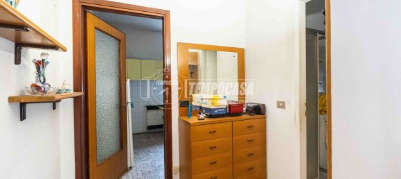 6غرفة منزل في Alzate Brianza, Italy رقم 10012 5