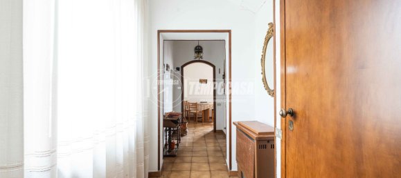 6غرفة منزل في Alzate Brianza, Italy رقم 10012 18