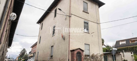 6غرفة منزل في Alzate Brianza, Italy رقم 10012 2