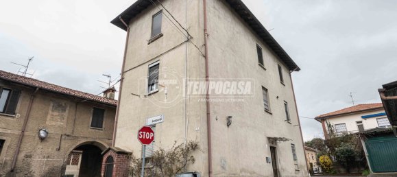 6غرفة منزل في Alzate Brianza, Italy رقم 10012 29