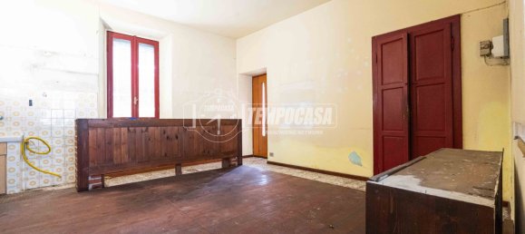 6غرفة منزل في Alzate Brianza, Italy رقم 10012 8