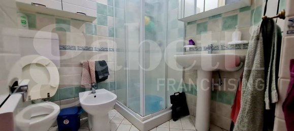 4-salle Appartement à Palermo, Italy No. 312329 5