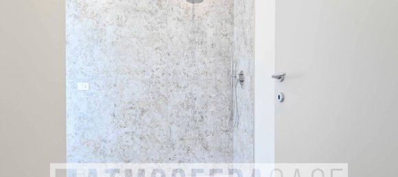 2 bedrooms Apartment in Bergamo, Italy No. 354302 15