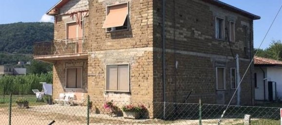 5 rooms Apartment in Ceprano, Italy No. 154582 6
