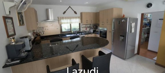 2 bedrooms Villa in Kathu, Thailand No. 17667 2