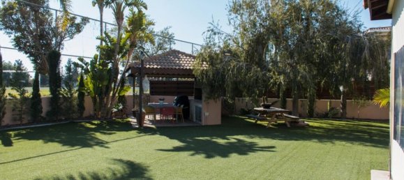 5 bedrooms Villa in Limassol, Cyprus No. 2493 13