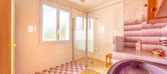 3 Schlafzimmer Haus in Niort, France, Nr. 335747 6