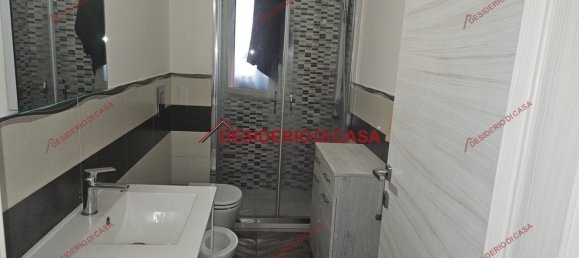 4 bedrooms Apartment in Palermo, Italy No. 323779 11