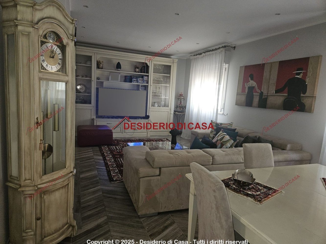 4 bedrooms Apartment in Palermo, Italy No. 323779