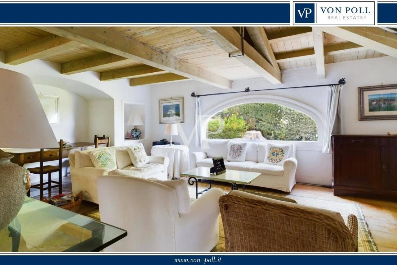 6 rooms Villa in Arzachena, Italy No. 25982