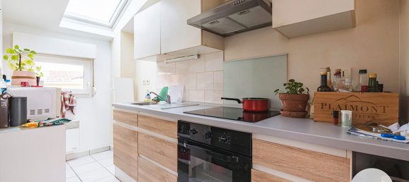 Apartamento de 2 dormitorios en Reims, France No. 225688 3