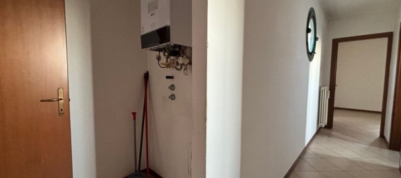 Apartamento de 3 divisões em Rubiera, Italy N.º 191846 8