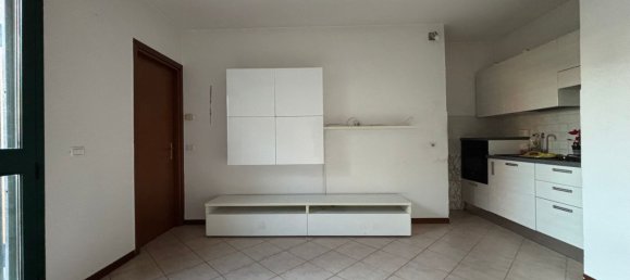 Apartamento de 3 divisões em Rubiera, Italy N.º 191846 3
