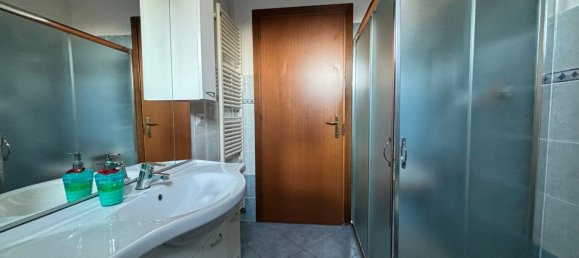 Apartamento de 3 divisões em Rubiera, Italy N.º 191846 14