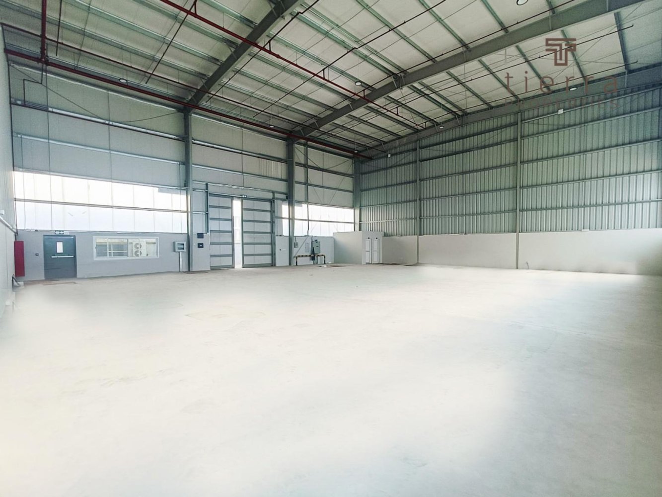 473.8m² Warehouse in Dubai, UAE No. 54751