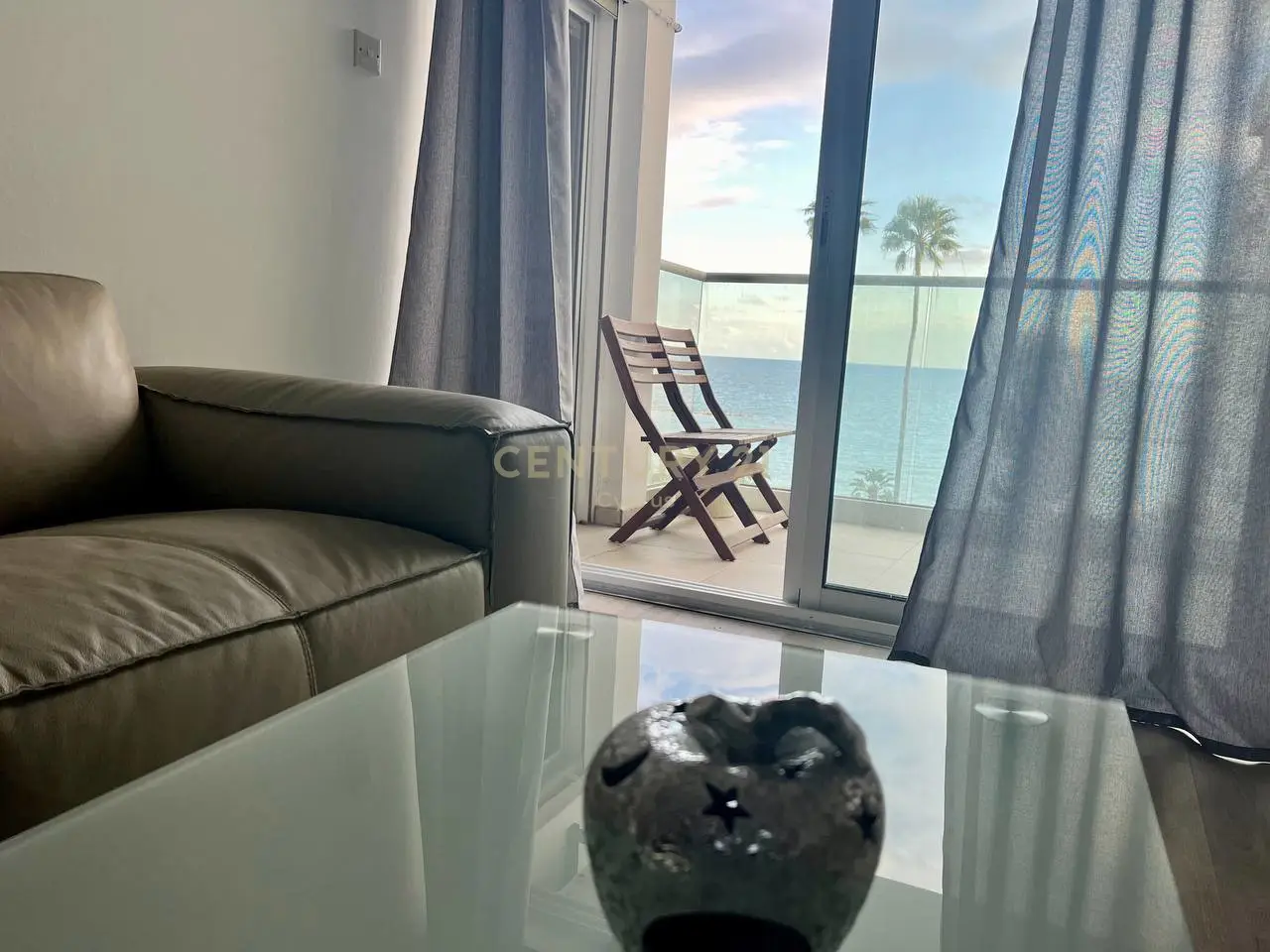 3 bedrooms Apartment in Germasogeia, Cyprus No. 5517