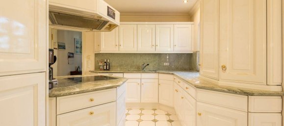 5 bedrooms House in Regensburg, Germany No. 221731 8