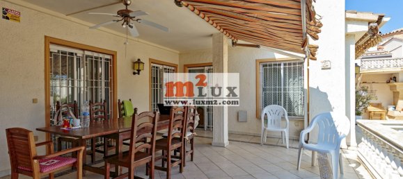 4 bedrooms Villa in Empuriabrava, Spain No. 13339 18