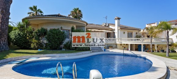 4 bedrooms Villa in Empuriabrava, Spain No. 13339 8