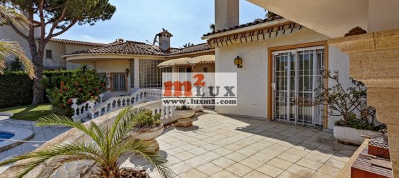 4 bedrooms Villa in Empuriabrava, Spain No. 13339 20