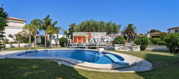 4 bedrooms Villa in Empuriabrava, Spain No. 13339 4