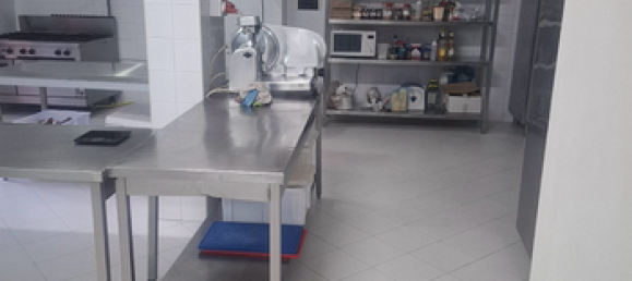 2-Zimmer Gewerbliche Immobilie in Vittoria, Italy, Nr. 300238 6