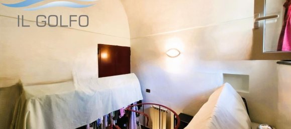 4-salle Appartement à Diano Castello, Italy No. 86516 24