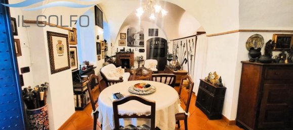 4-salle Appartement à Diano Castello, Italy No. 86516 4