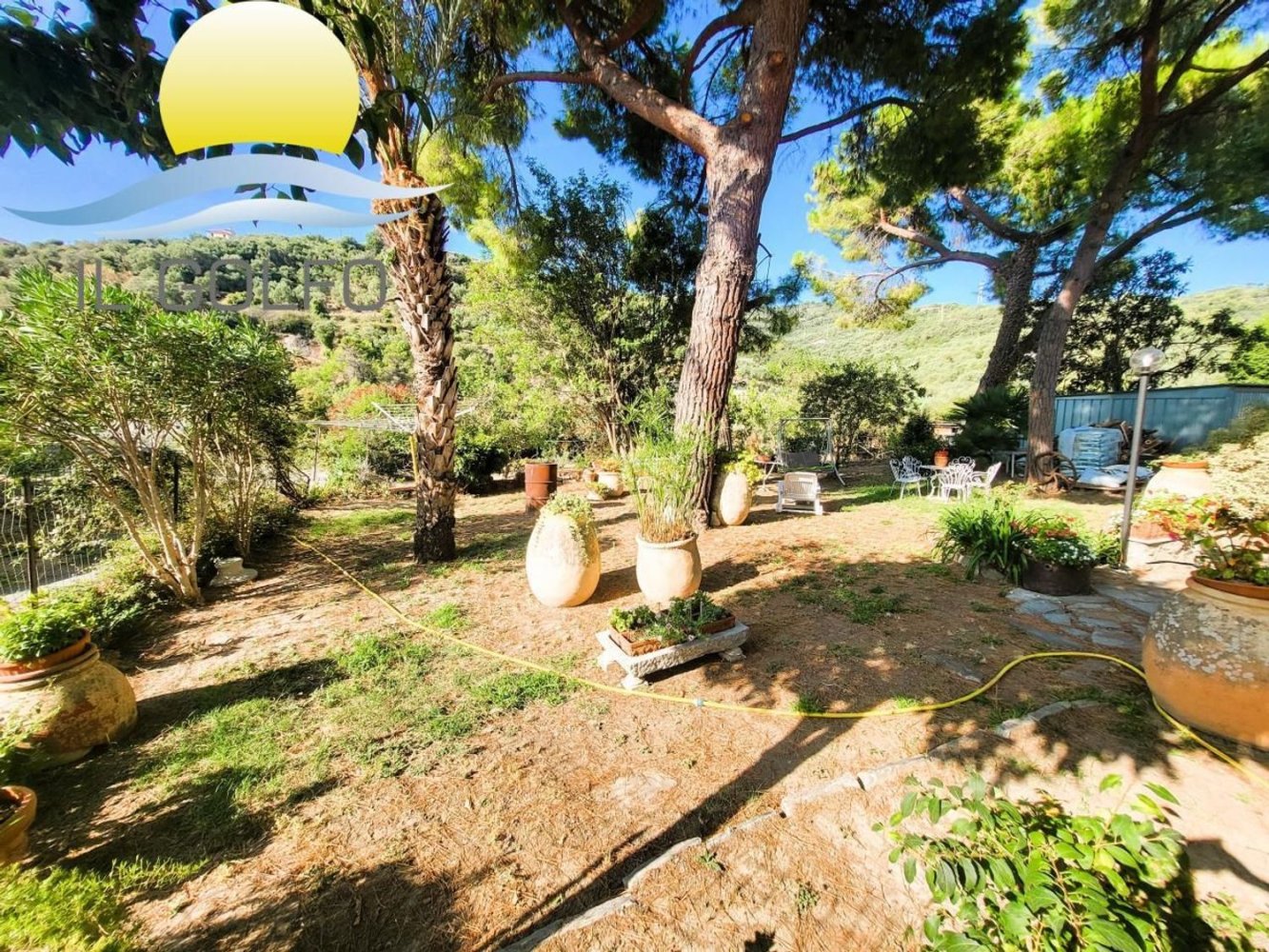 4-salle Appartement à Diano Castello, Italy No. 86516