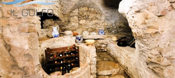 4-salle Appartement à Diano Castello, Italy No. 86516 31