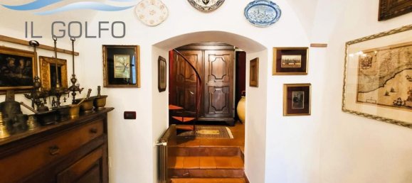 4-salle Appartement à Diano Castello, Italy No. 86516 16