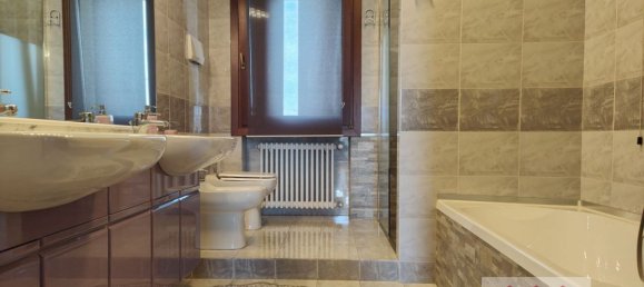 6 Schlafzimmer Haus in Torri di Quartesolo, Italy, Nr. 315307 26