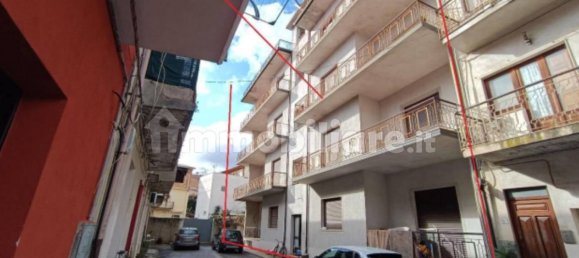 5 rooms Building in Gioia Tauro, Italy No. 288923 2