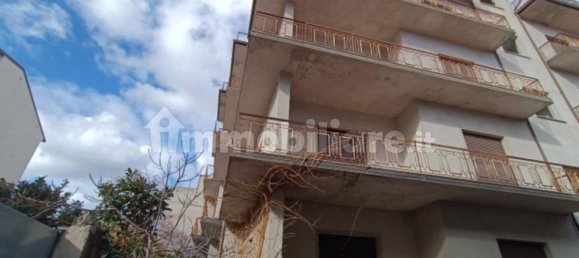 5 rooms Building in Gioia Tauro, Italy No. 288923 3