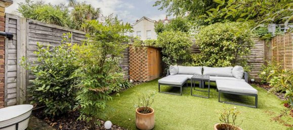 2 bedrooms House in Surbiton, United Kingdom No. 10220 15