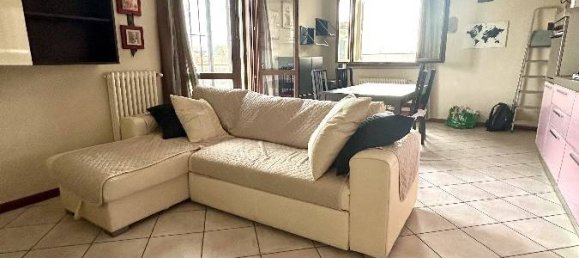 1 bedroom Apartment in Reggio Emilia, Italy No. 116932 2