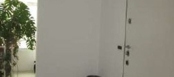 195m² Commercial property in Milan, Italy No. 248230 3