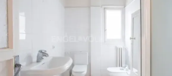 4 bedrooms Apartment in Madrid, Spain No. 178846 11