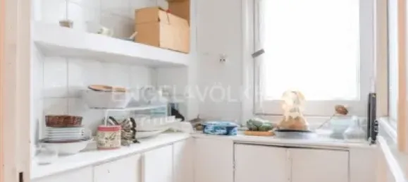 4 bedrooms Apartment in Madrid, Spain No. 178846 8