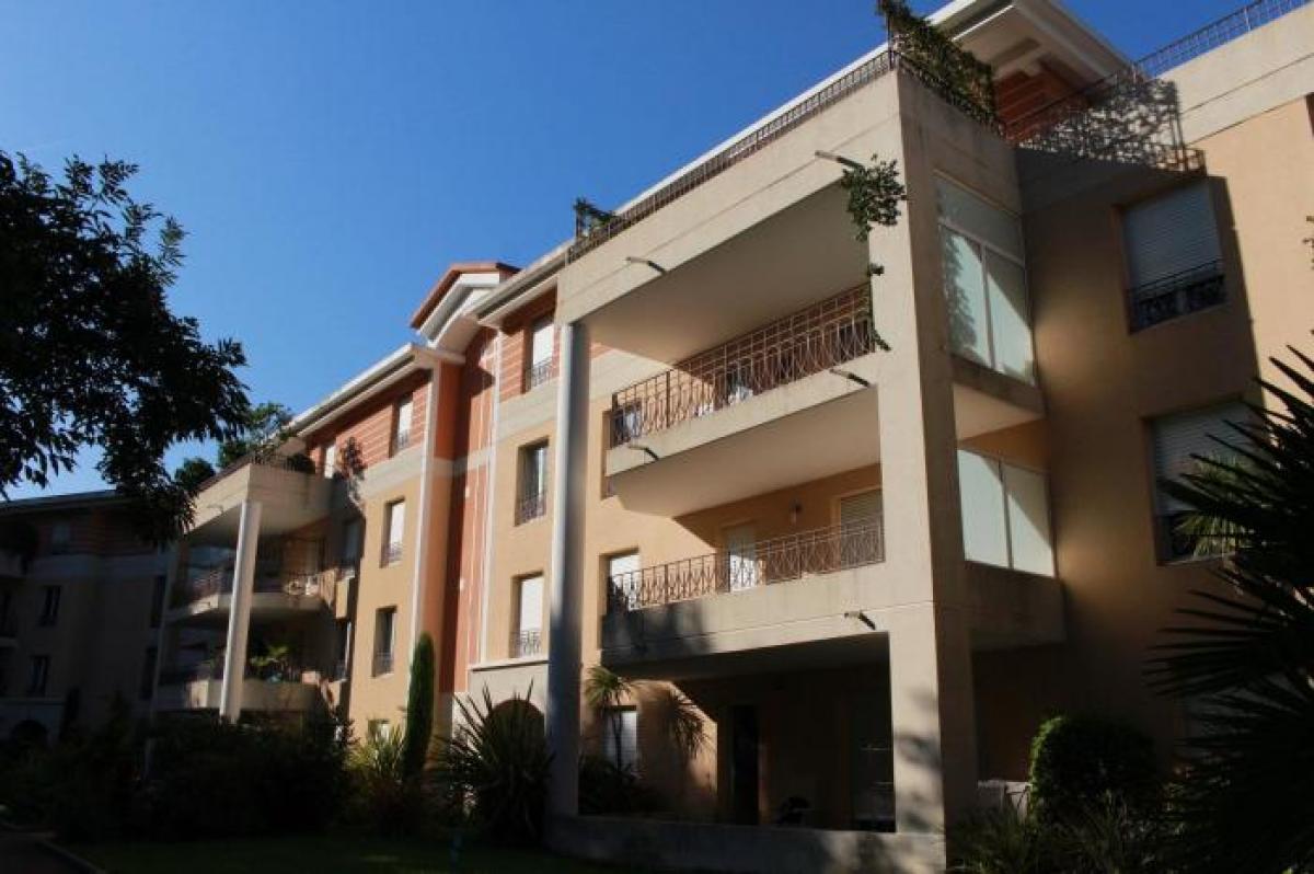 Terreno de 2 dormitorios en Valbonne, France No. 21627