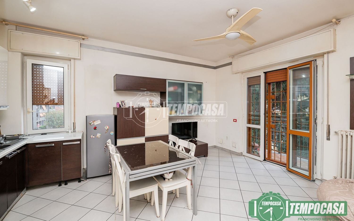 3-salle Appartement à Vimodrone, Italy No. 221941