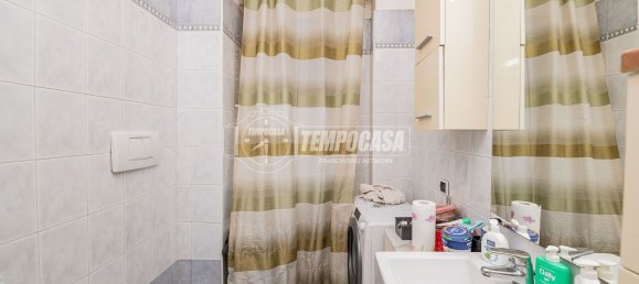 3-salle Appartement à Vimodrone, Italy No. 221941 24