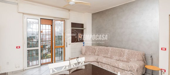 3-salle Appartement à Vimodrone, Italy No. 221941 7