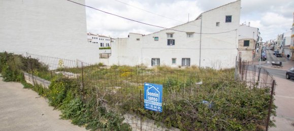 12 bedrooms Land in Mahon, Spain No. 12234 2