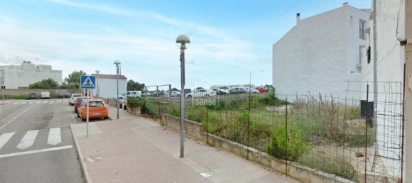 12 bedrooms Land in Mahon, Spain No. 12234 3