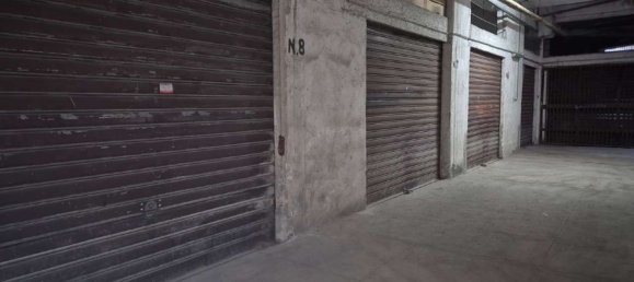 Garaje en Palermo, Italy 24 m² No. 39071 3