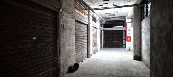 Garaje en Palermo, Italy 24 m² No. 39071 2