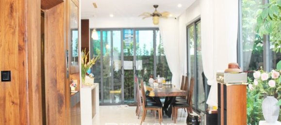 4 Schlafzimmer Villa in Long Bien, Vietnam, Nr. 827 4