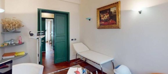 5 rooms Apartment in Florence, Italy No. 177368 34