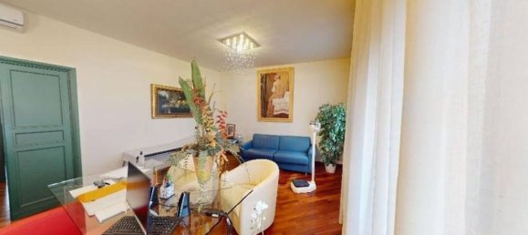 5 rooms Apartment in Florence, Italy No. 177368 24